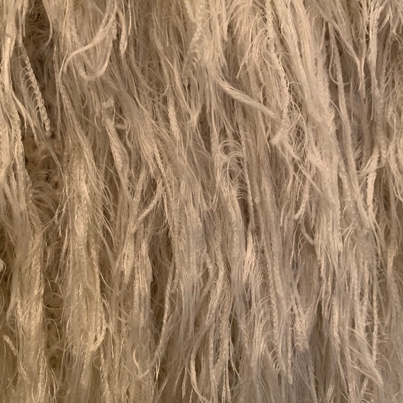 Shag Fur Vest - Picture 3 of 5